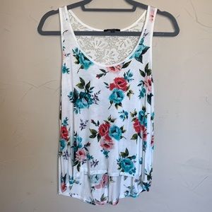 Floral Tank top with back lace and slit NWOT
